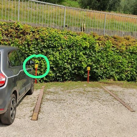 Appartamento Nelly - Per 4 Persone - Caray Park - Sale Marasino - Lago D'Iseo Marone Exterior photo