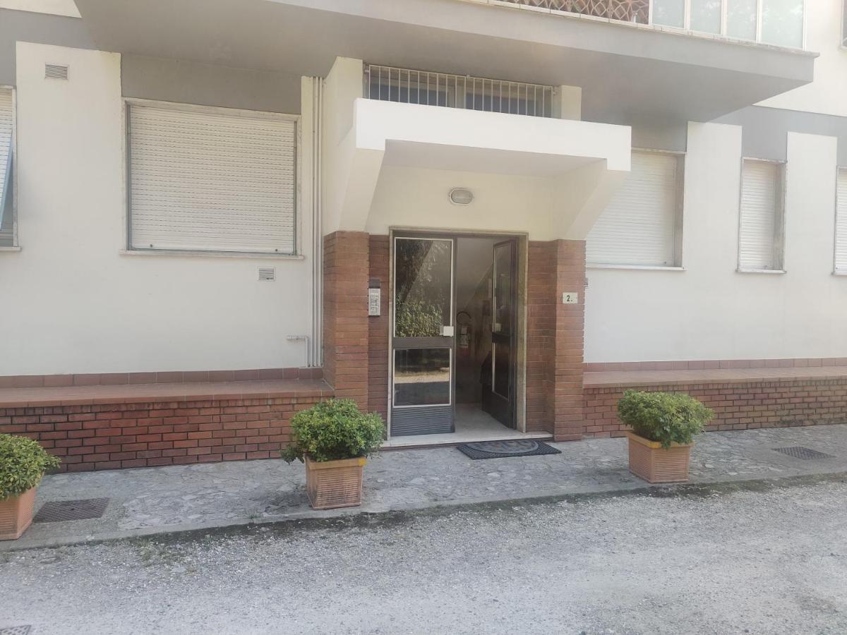 Appartamento Nelly - Per 4 Persone - Caray Park - Sale Marasino - Lago D'Iseo Marone Exterior photo